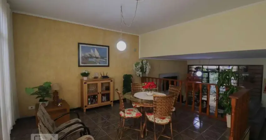Casa para Venda - Jardim Cocaia, 3 Quartos,  300 m² - Guarulhos