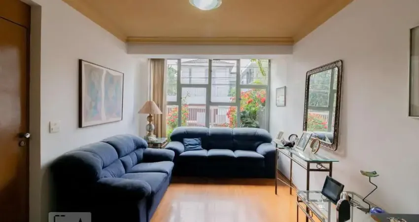 Casa para Venda - Moema, 3 Quartos,  205 m² - São Paulo
