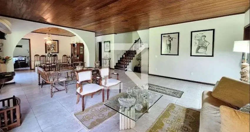 Casa para Venda - Badu, 4 Quartos,  7000 m² - Niterói