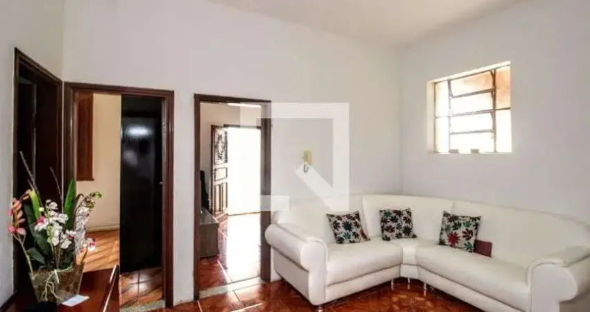 Casa para Venda - Caiçaras, 3 Quartos,  394 m² - Belo Horizonte