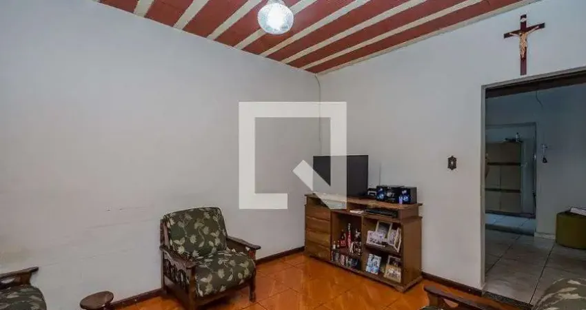 Casa para Venda - João Pinheiro, 2 Quartos,  200 m² - Belo Horizonte