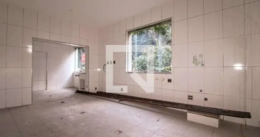 Casa para Venda - Lourdes, 2 Quartos,  200 m² - Belo Horizonte
