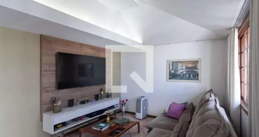 Casa para Venda - Santa Mônica, 4 Quartos,  370 m² - Belo Horizonte