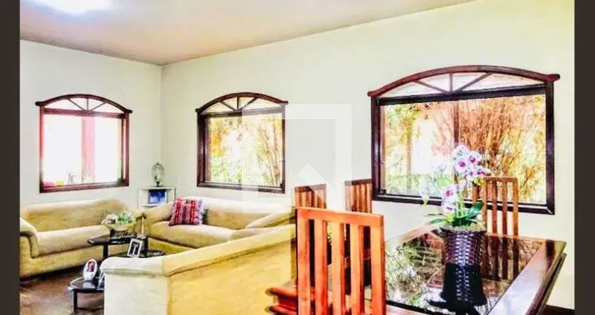 Casa para Venda - São Luíz, 3 Quartos,  240 m² - Belo Horizonte