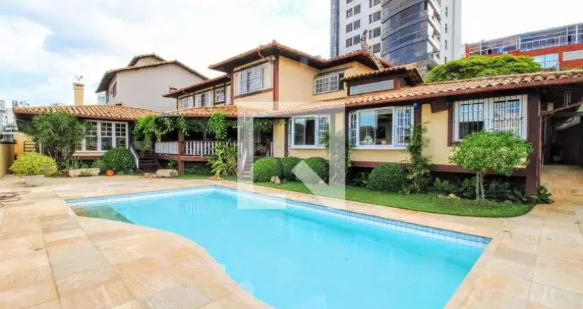 Casa para Venda - Santa Lúcia, 4 Quartos,  750 m² - Belo Horizonte