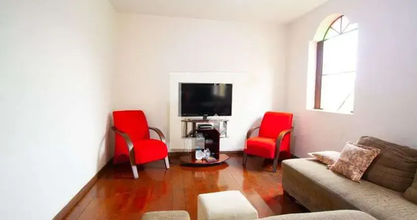Casa para Venda - Cachoeirinha, 5 Quartos,  360 m² - Belo Horizonte