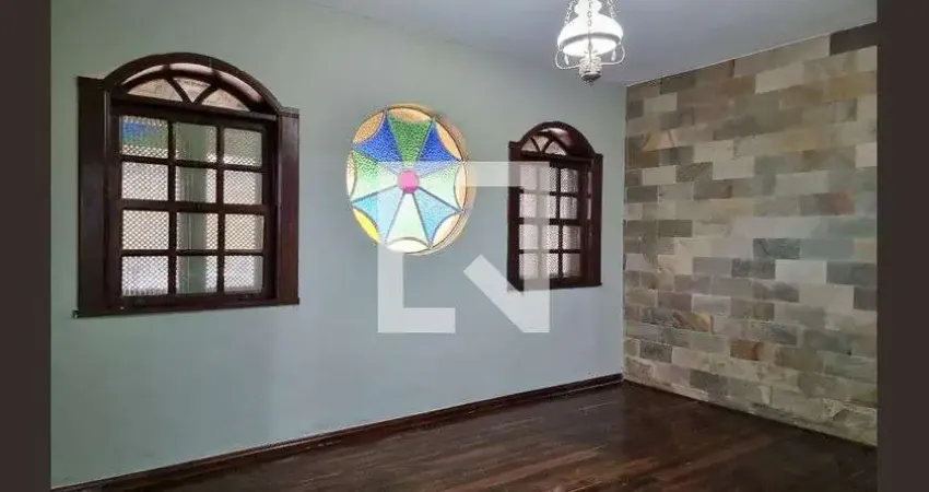 Casa para Venda - Planalto, 3 Quartos,  181 m² - Belo Horizonte