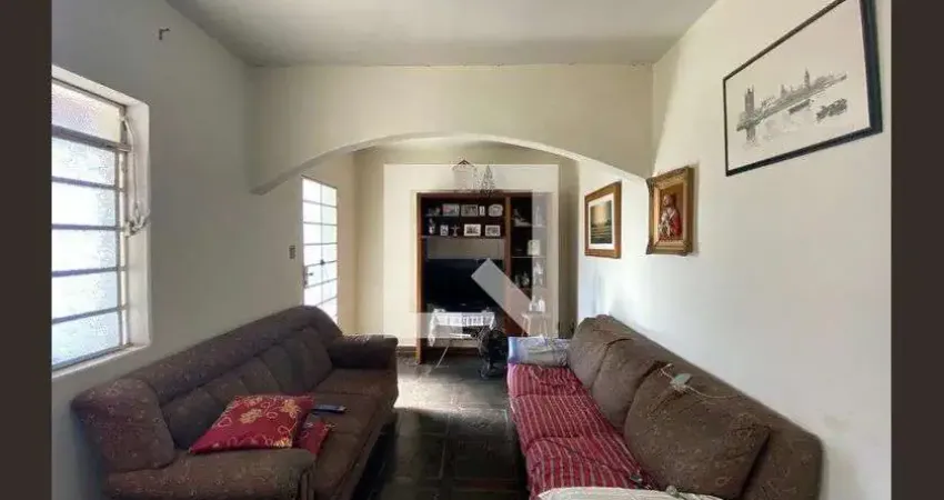 Casa para Venda - Caiçaras, 2 Quartos,  360 m² - Belo Horizonte