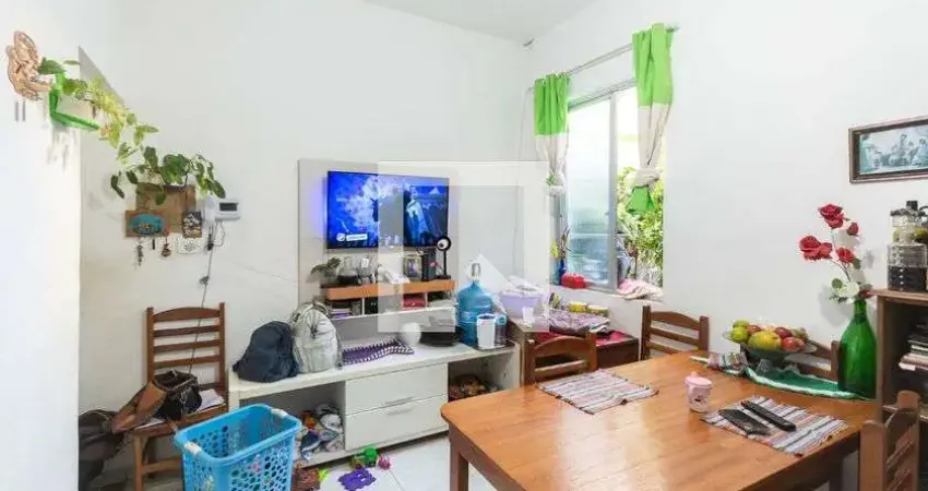 Casa para Venda - Estácio , 2 Quartos,  100 m² - Rio de Janeiro