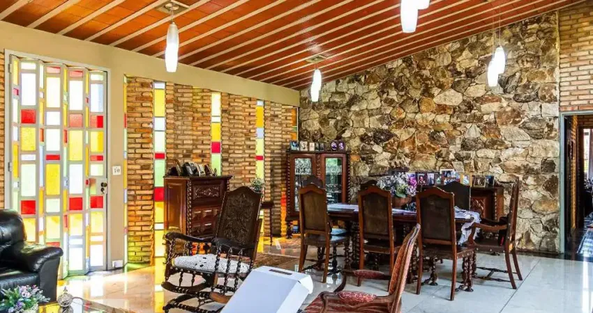 Casa para Venda - Santa Amélia, 4 Quartos,  375 m² - Belo Horizonte