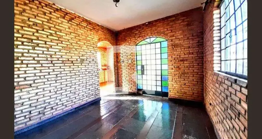Casa para Venda - Parque São José, 3 Quartos,  1 m² - Belo Horizonte
