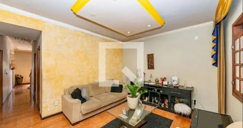 Casa para Venda - Nova Gameleira, 3 Quartos,  250 m² - Belo Horizonte