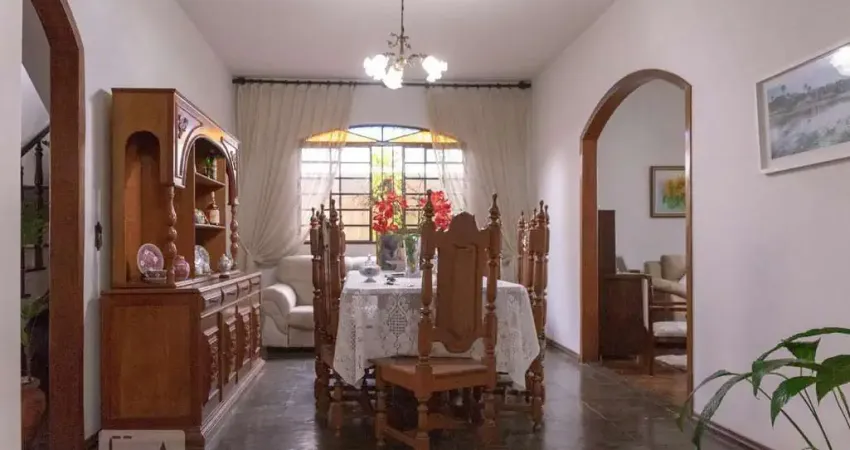 Casa para Venda - Vila Cloris, 4 Quartos,  360 m² - Belo Horizonte