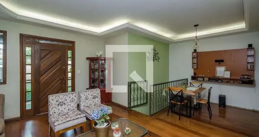 Casa para Venda - Álvaro Camargos, 5 Quartos,  230 m² - Belo Horizonte