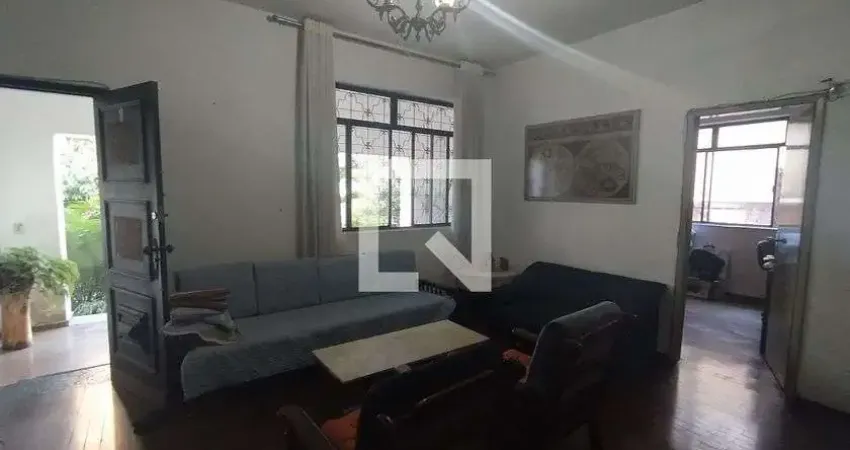 Casa para Venda - Barro Preto, 8 Quartos,  385 m² - Belo Horizonte