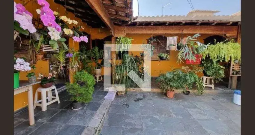 Casa para Venda - Glória, 3 Quartos,  320 m² - Belo Horizonte