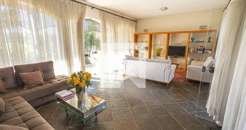 Casa para Venda - Bandeirantes, 4 Quartos,  2000 m² - Belo Horizonte