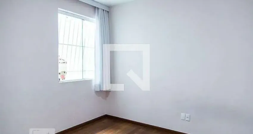 Casa para Venda - Caiçara-Adelaide, 3 Quartos,  350 m² - Belo Horizonte