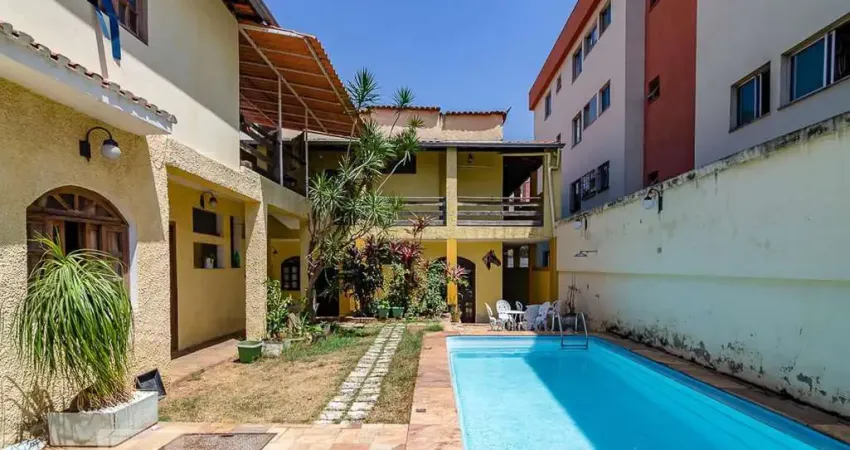Casa para Venda - Sagrada Família, 8 Quartos,  458 m² - Belo Horizonte