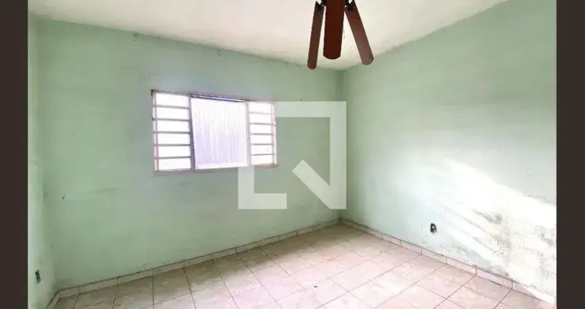 Casa para Venda - Caiçaras, 3 Quartos,  360 m² - Belo Horizonte