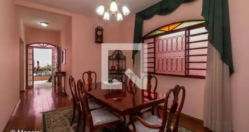 Casa para Venda - Copacabana, 3 Quartos,  200 m² - Belo Horizonte