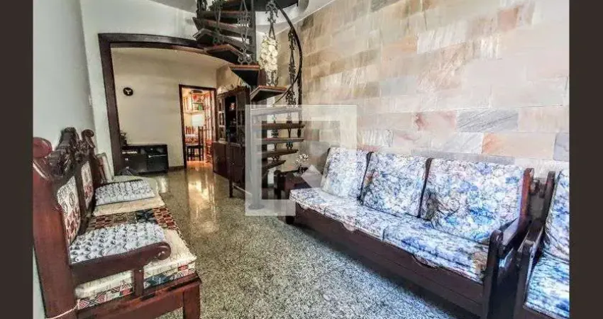 Casa para Venda - Caiçaras, 3 Quartos,  240 m² - Belo Horizonte
