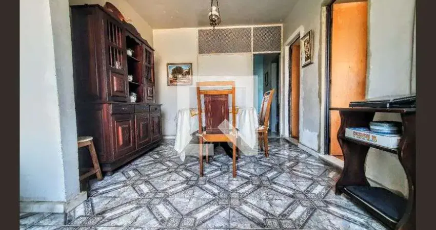 Casa para Venda - Caiçaras, 3 Quartos,  180 m² - Belo Horizonte