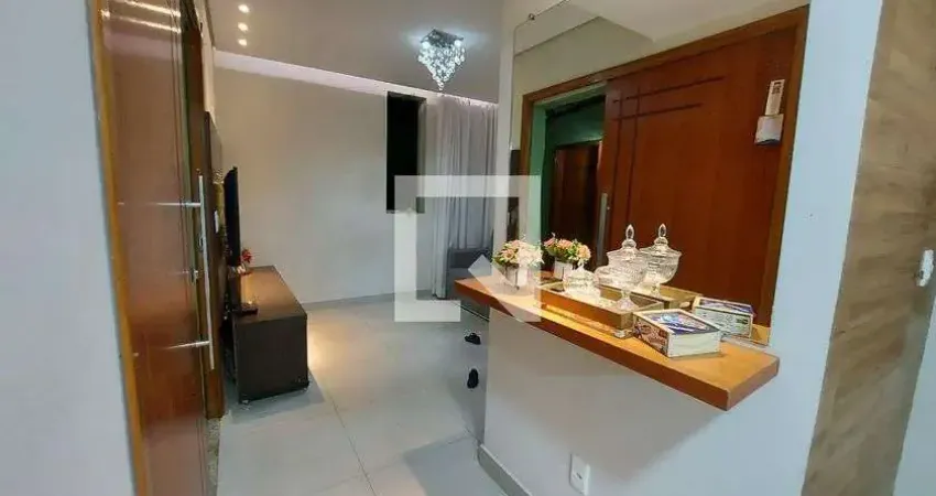 Casa para Venda - Santa Mônica, 2 Quartos,  62 m² - Belo Horizonte