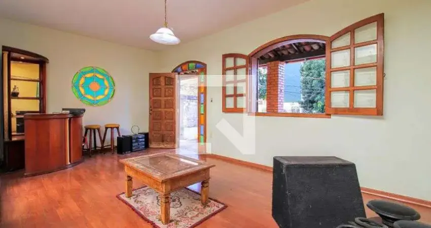 Casa para Venda - Jardim América, 4 Quartos,  470 m² - Belo Horizonte