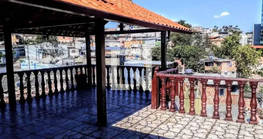 Casa para Venda - Cachoeirinha, 5 Quartos,  477 m² - Belo Horizonte