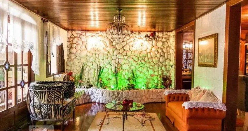 Casa para Venda - Rio Branco, 4 Quartos,  600 m² - Belo Horizonte