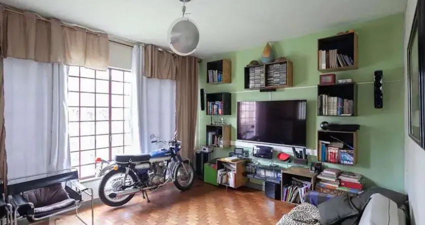 Casa para Venda - Santa Efigênia, 3 Quartos,  240 m² - Belo Horizonte