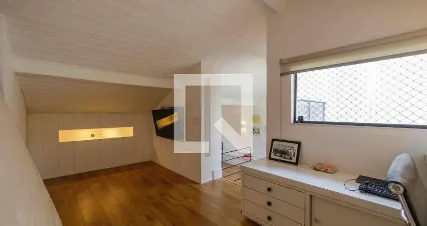 Casa para Venda - Barra da Tijuca, 3 Quartos,  340 m² - Rio de Janeiro