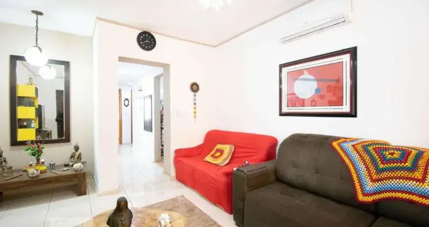 Casa para Venda - Camaquã, 2 Quartos,  108 m² - Porto Alegre