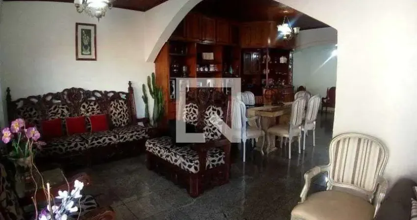 Casa para Venda - Camargos, 4 Quartos,  310 m² - Belo Horizonte
