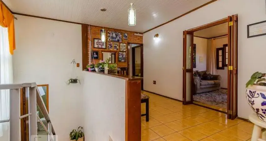 Casa para Venda - Nonoai, 3 Quartos,  232 m² - Porto Alegre
