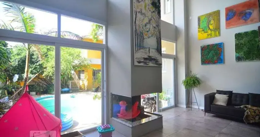 Casa para Venda - Igará, 6 Quartos,  600 m² - Canoas