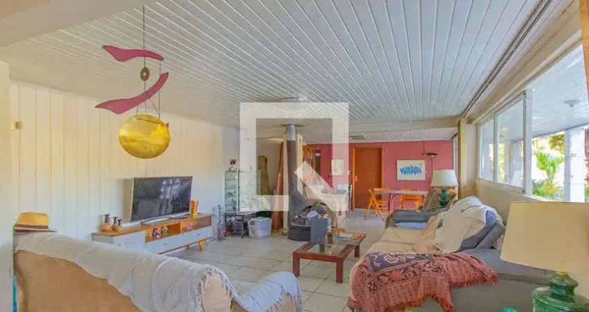 Casa para Venda - Estância Velha, 3 Quartos,  1200 m² - Canoas
