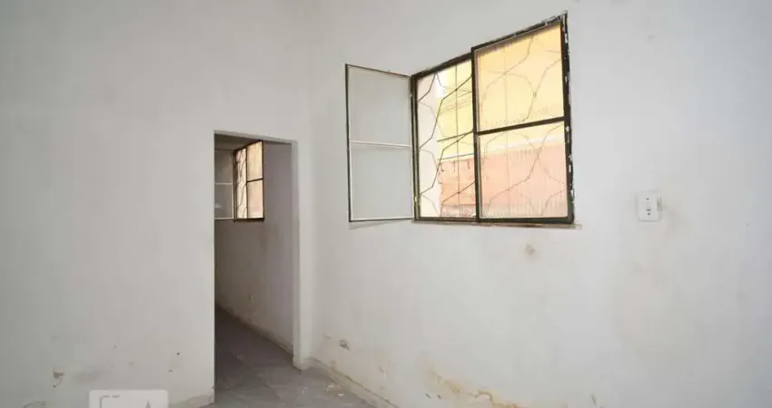 Casa para Venda - Piedade, 2 Quartos,  636 m² - Rio de Janeiro