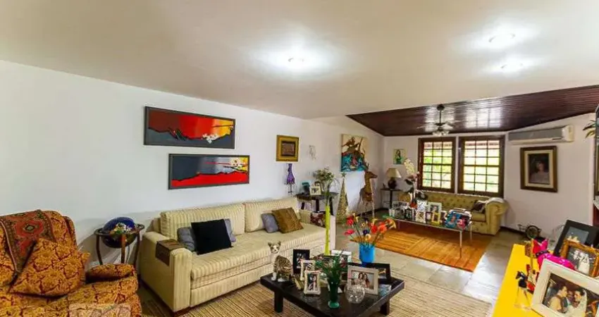 Casa para Venda - São Francisco, 4 Quartos,  570 m² - Niterói
