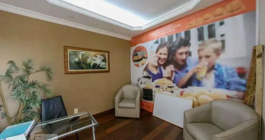 Casa para Venda - Heliópolis, 6 Quartos,  200 m² - Belo Horizonte