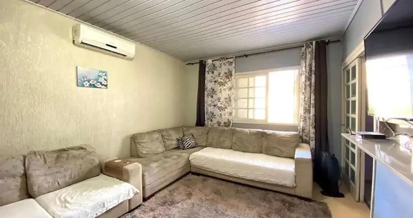 Casa para Venda - Feitoria Seller, 3 Quartos,  200 m² - São Leopoldo