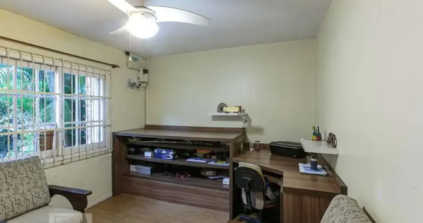 Casa para Venda - Partenon, 2 Quartos,  150 m² - Porto Alegre