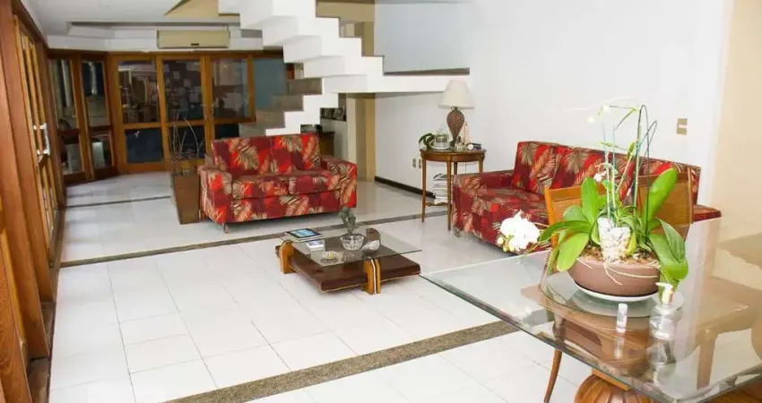 Casa para Venda - Jardim Guanabara, 4 Quartos,  480 m² - Rio de Janeiro