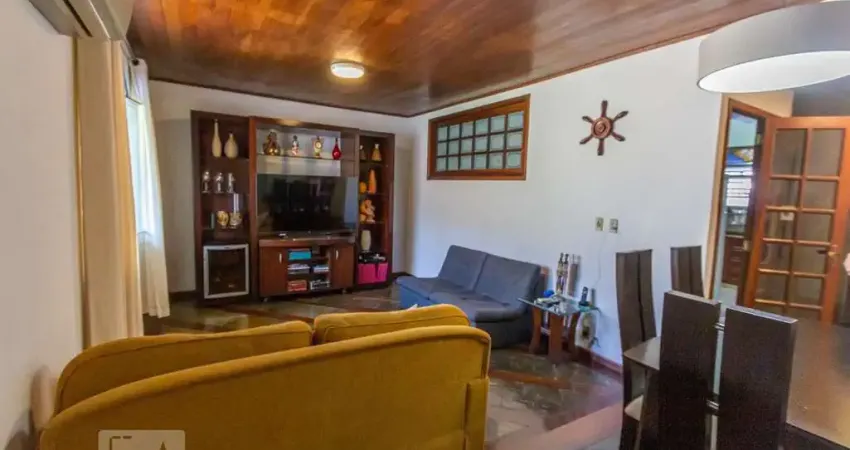 Casa para Venda - Curicica, 3 Quartos,  189 m² - Rio de Janeiro