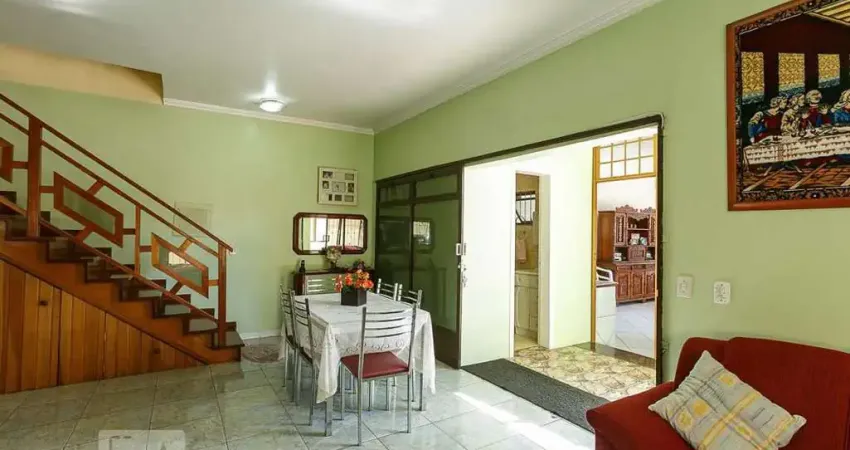 Casa para Venda - Cavalhada, 3 Quartos,  300 m² - Porto Alegre