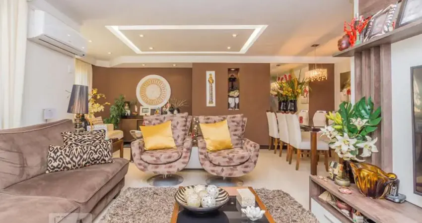 Casa para Venda - Camaquã, 3 Quartos,  300 m² - Porto Alegre