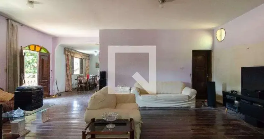 Casa para Venda - Dom Bosco, 5 Quartos,  603 m² - Belo Horizonte
