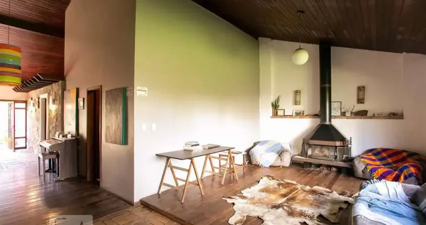Casa para Venda - Cristal , 3 Quartos,  200 m² - Porto Alegre