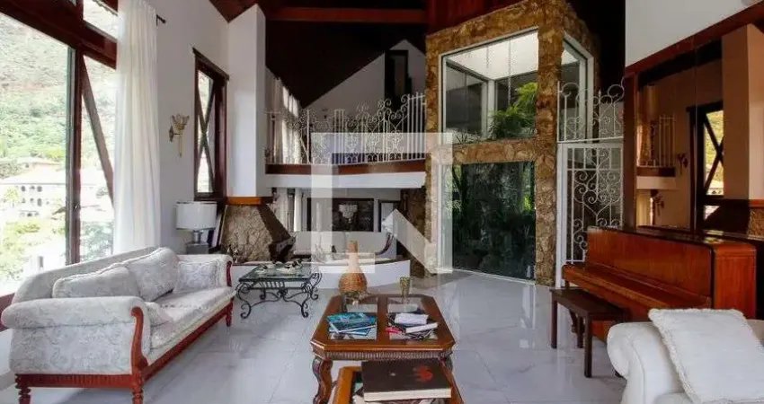 Casa para Venda - Mangabeiras, 6 Quartos,  170 m² - Belo Horizonte